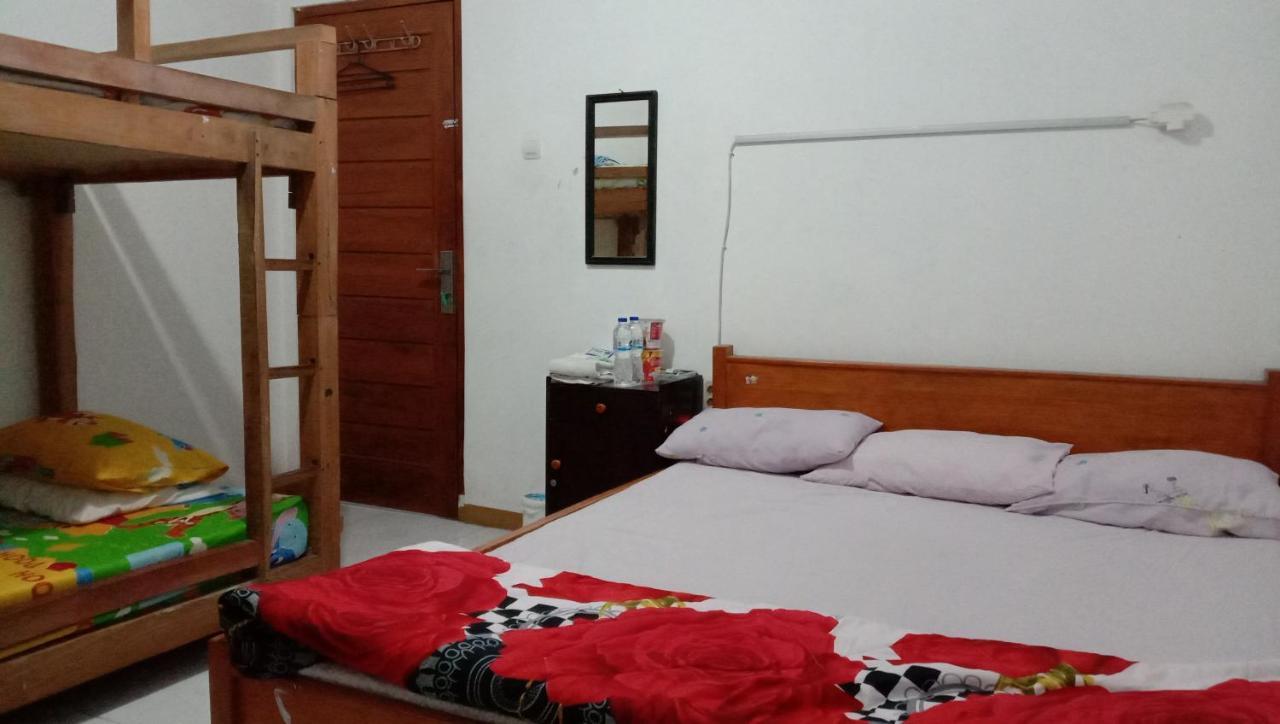 Jiddan Syariah Redpartner Hotel Lembang Exterior photo